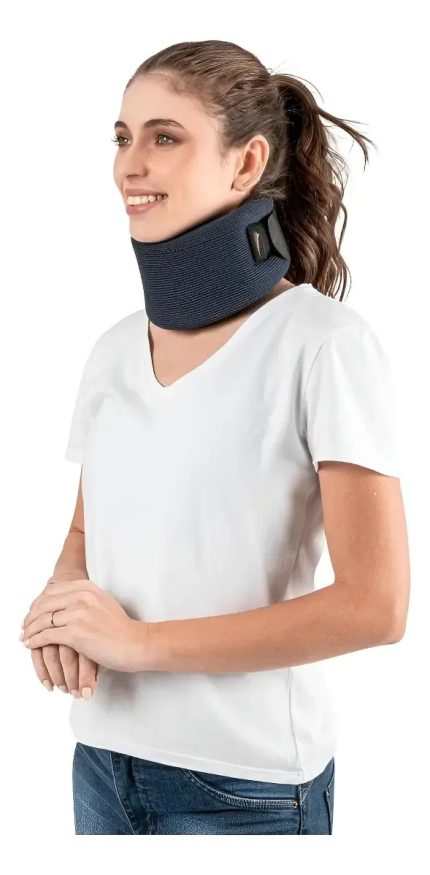 COLAR CERVICAL ORTOPÉDICO EM ESPUMA